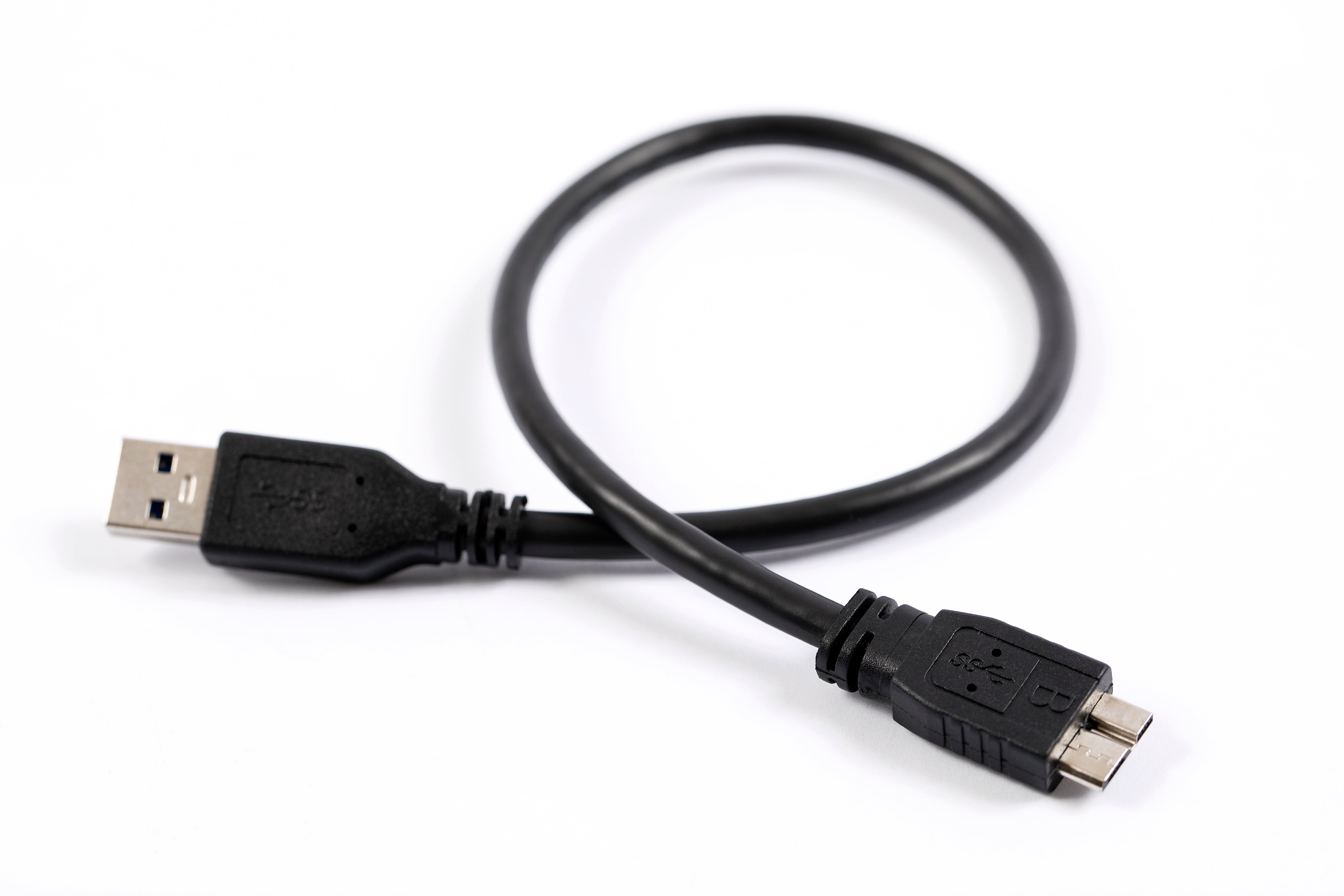 USB Cable A to Micro B - USB 3.0 SuperSpeed - 1.1 ft (34 cm)